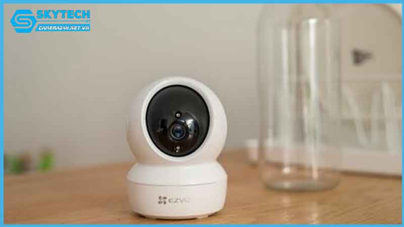 camera-wifi-ezviz-trong-nha-xoay-360-cs-c6n-2mp-2
