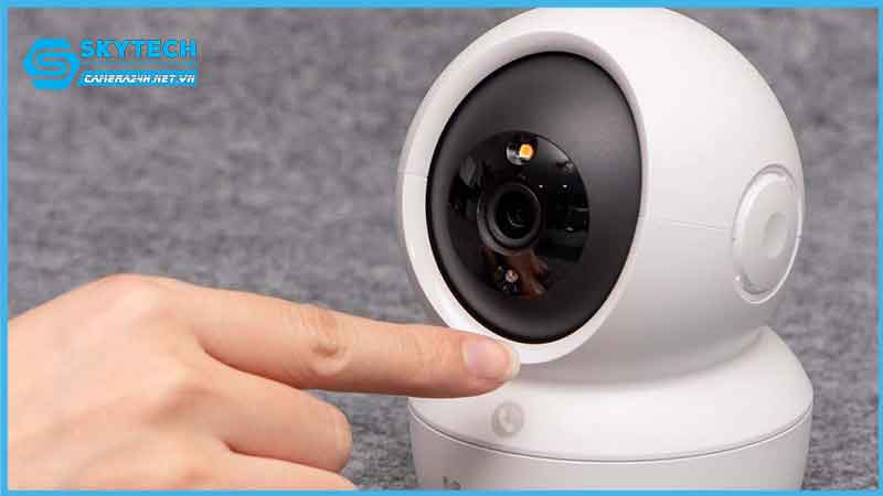 camera-wifi-ezviz-trong-nha-xoay-360-cs-h6c-pro-5mp-2