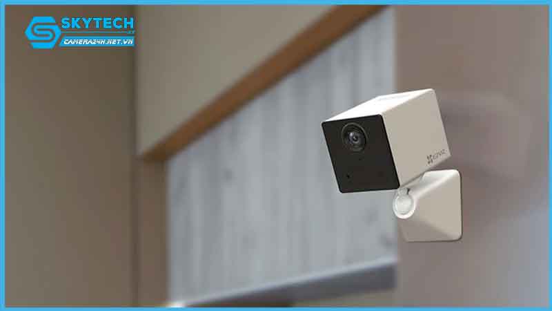 camera-wifi-ezviz-trong-nha-co-dinh-dung-pin-cb2-2mp-2