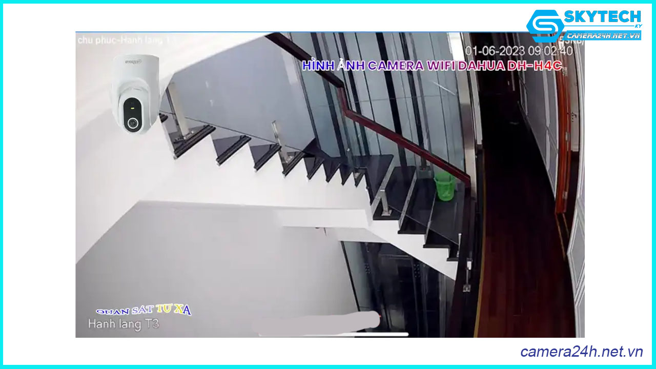 camera-wifi-quay-quet-trong-nha-4-0-mp-dahual-dh-h4c2