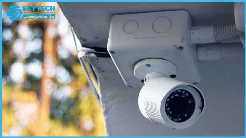 lap-dat-camera-tai-duong-le-hong-son-2