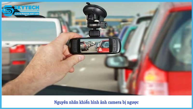 hinh-anh-camera-bi-nguoc-cach-chinh-lai-dung-huong-22