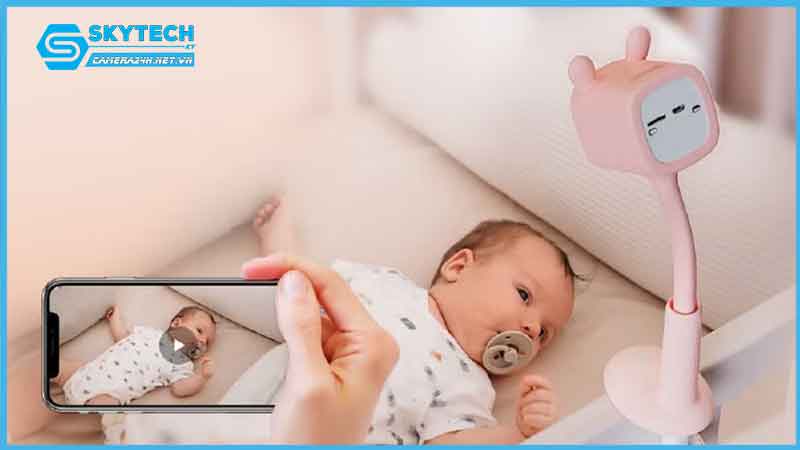 camera-wifi-ezviz-trong-nha-co-dinh-trong-tre-dung-pin-bm1-2mp-1