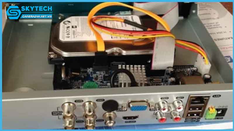 loi-dau-ghi-hikvision-camera-bi-treo-hay-hong-2