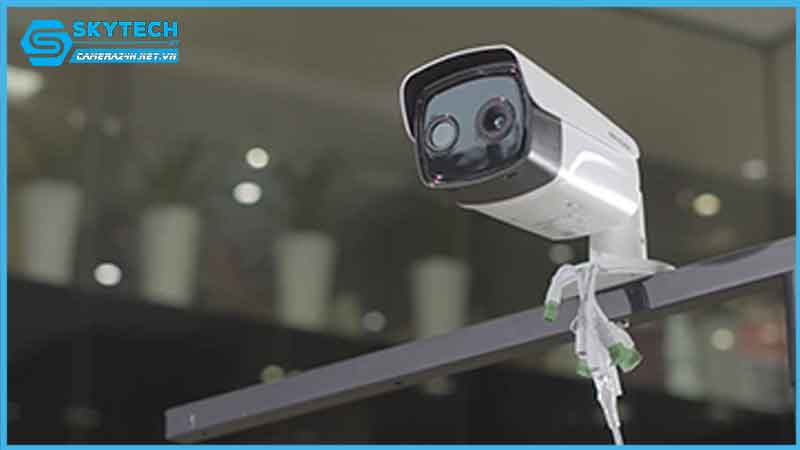 loi-mat-camera-hikvision-bi-mo-3